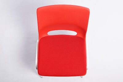 Stapelbare Design Sitzpolsterstühle